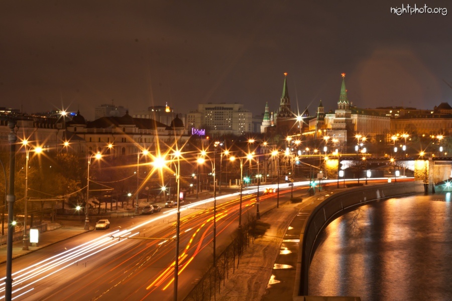 Москва - Вид на Кремль в ночное время суток