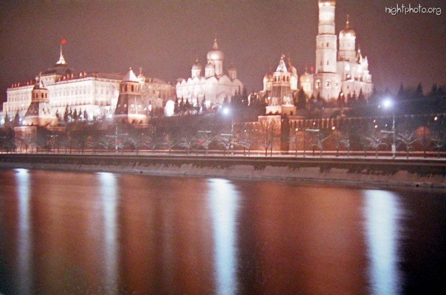 Москва - Москва. Ночной Кремль.