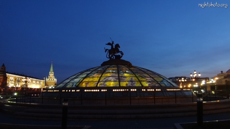 Москва - Купол на Манежной