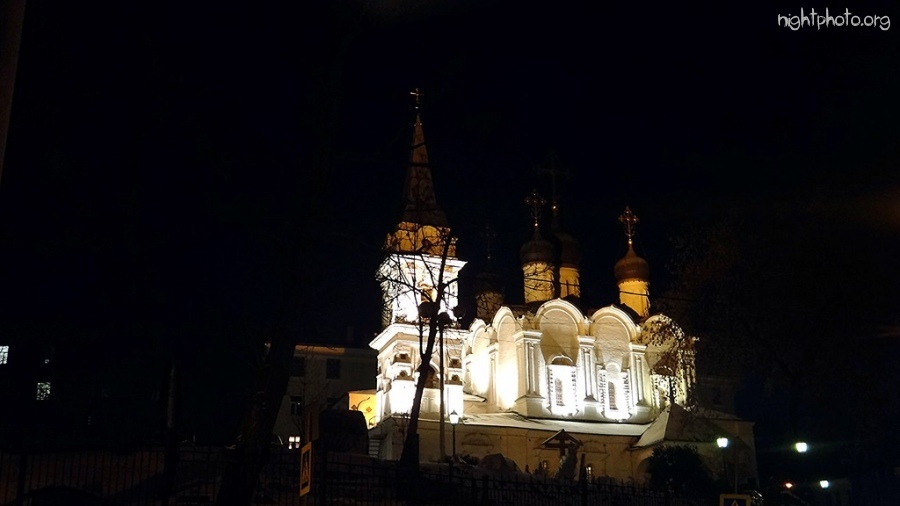 Москва - Храм Святого равноапостольного князя Владимира в Старых Садах