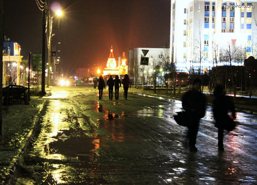 Пангоды - На центральной улице