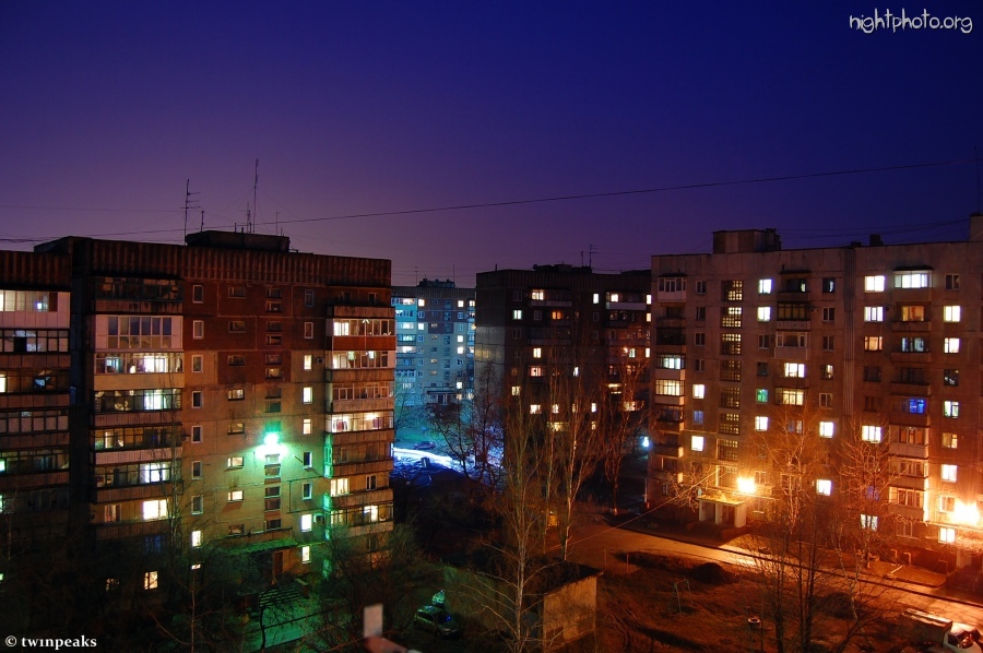 Горловка - Ночной ж/м Строитель. Улица Казарцева