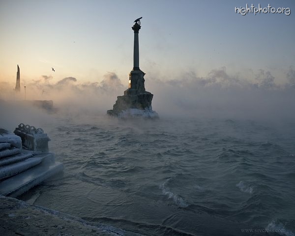 Севастополь - Море кипит...