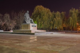 Винница - Памятник Коцюбинскому