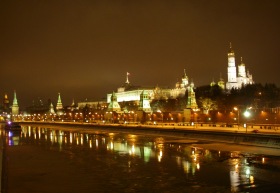 Москва - над рекою, над Москвою